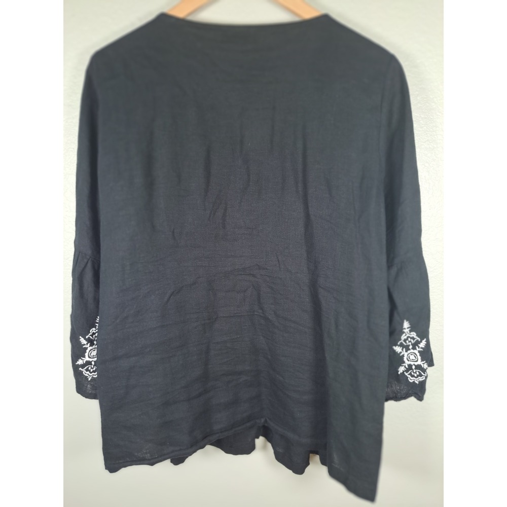 Style & Co Black Embroidered Pintuck Bell Sleeve Blouse Top Plus Size 2X - Picture 2 of 5